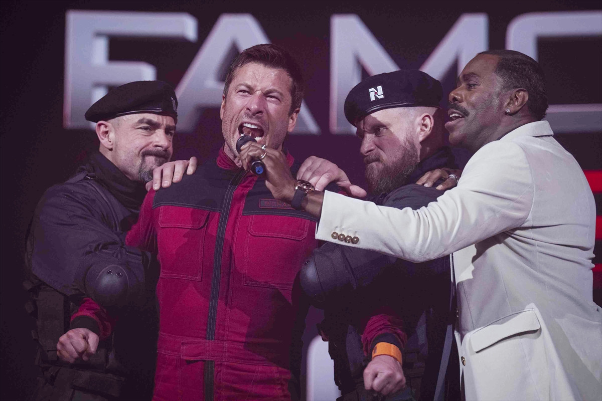 最強殺人ハンター、狂気のMC、冷酷な主催者…『ランニング・マン』ランナーの生存を阻むイカれた“極悪”3人衆