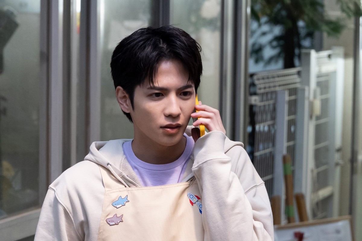 『日本一の最低男』第2話　“一平”香取慎吾、父親と疎遠になった保育士の青年“剣聖”佐野玲於と出会う