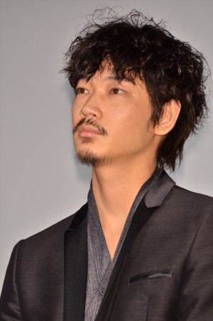 綾野剛、『ルパン三世』初日舞台あいさつにて（2014年）