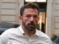 ロサンゼルスの山火事うけ避難のベン・アフレック、自宅にFBI捜査官が訪れる