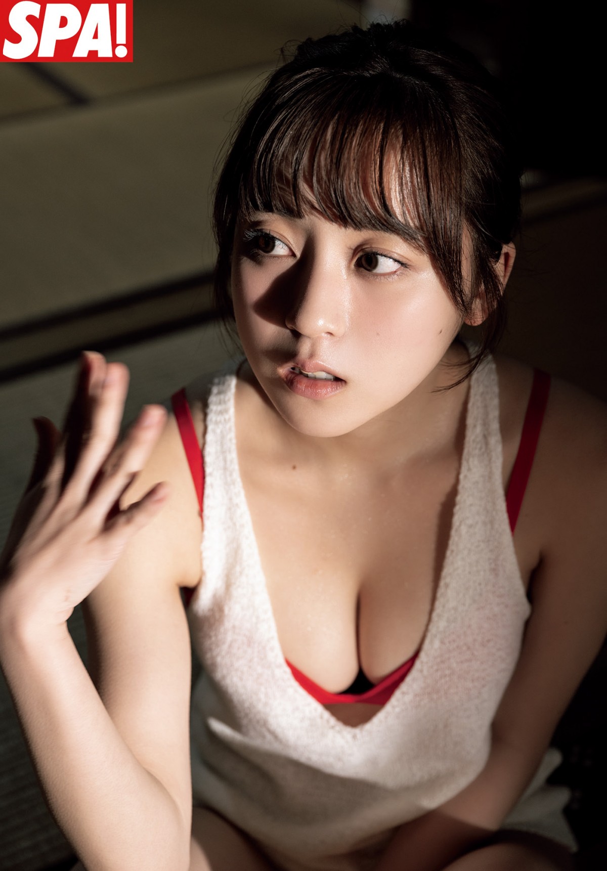 “橋本環奈に似てる”と話題の美少女、山岡雅弥・聖怜姉妹のグラビアも！