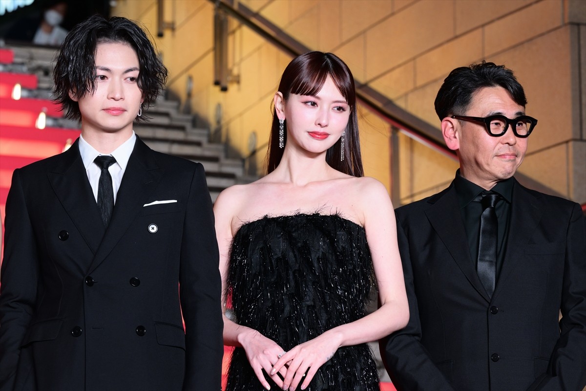 Koki,、美麗白ドレスで登場　演じた“女神”に共感「諦めない姿がすごく輝いていて美しい」