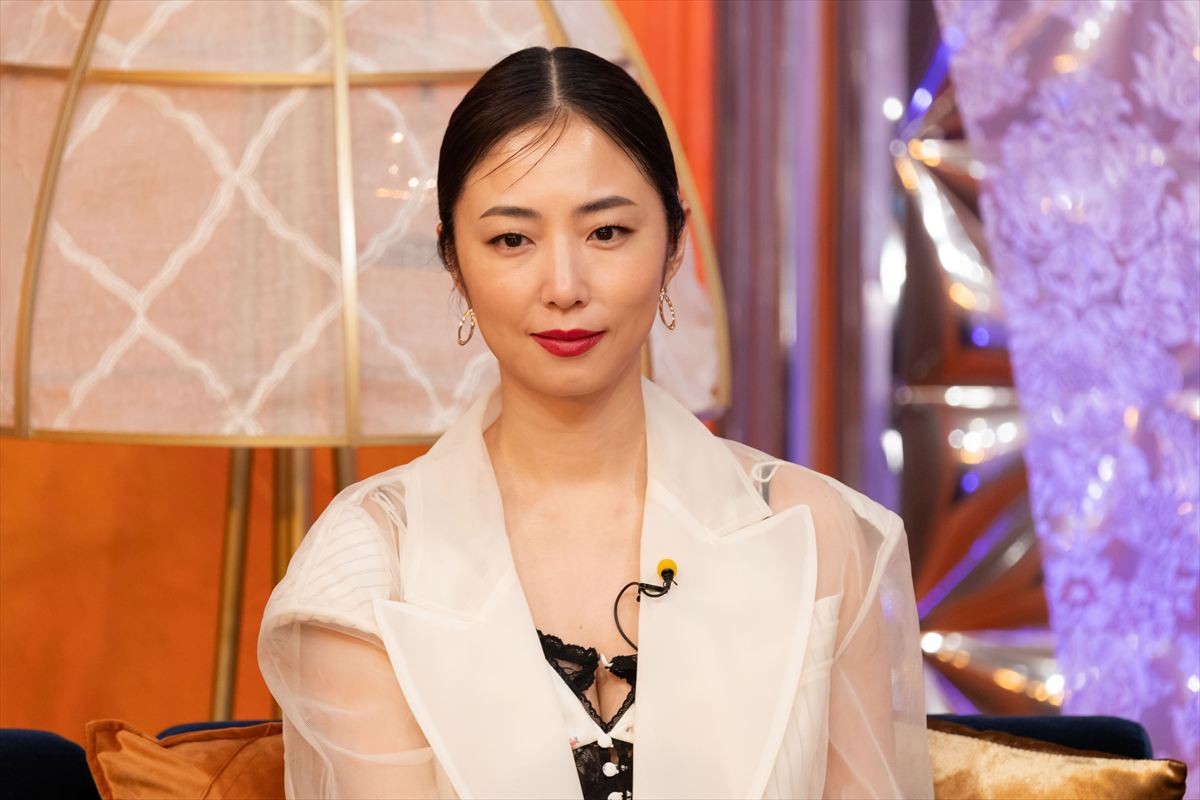 篠田麻里子、過去の騒動に触れ涙「『消えて』という声が多く届き」