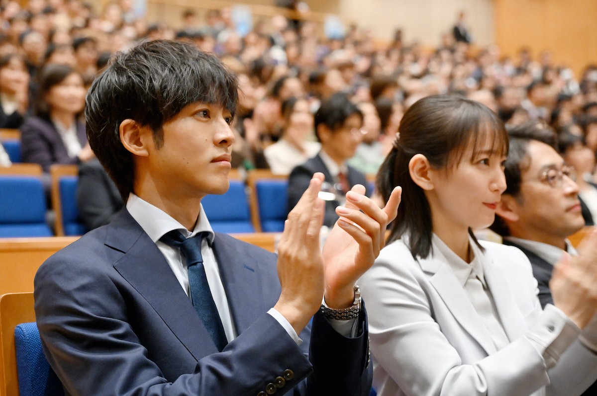 『御上先生』生徒がプレゼンで『半沢直樹』批判？　視聴者びっくり「攻めてる」「好きなトガリ方」