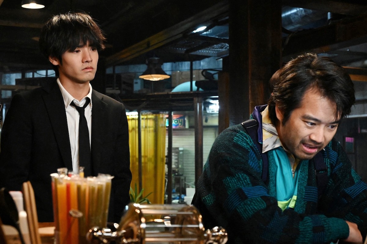 『相続探偵』第9話　“灰江”赤楚衛ニ、実の父“地鶏”加藤雅也の悪事を暴くために奮闘