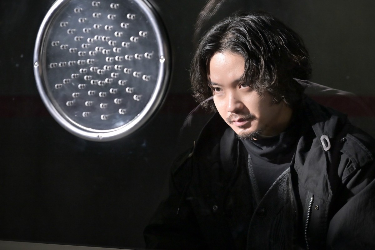 『クジャクのダンス、誰が見た？』第8話　“心麦”広瀬すず、刑事“赤沢”藤本隆宏に事件の見直しを求める
