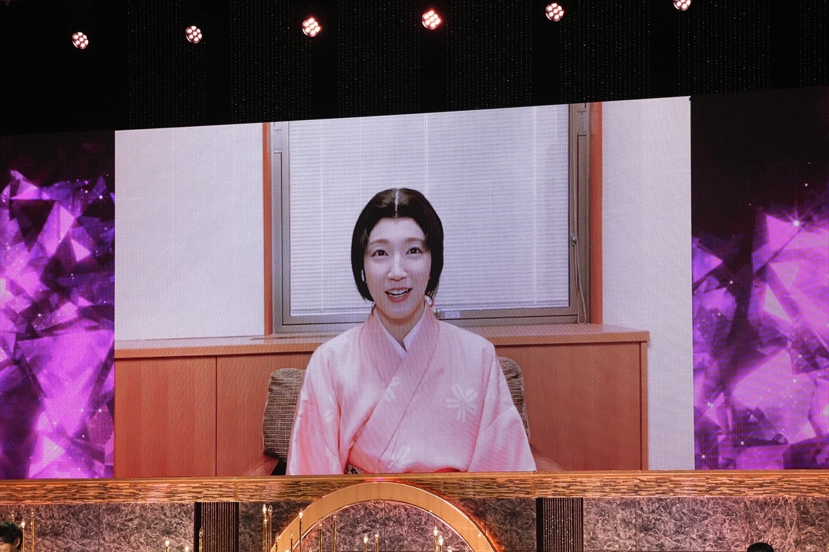 吉岡里帆、第48回日本アカデミー賞最優秀助演女優賞を受賞