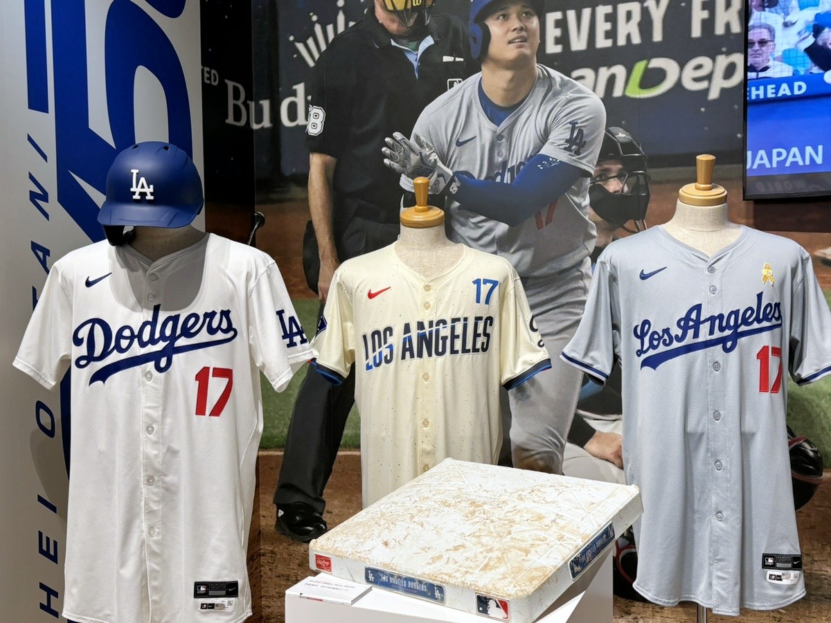 ドジャース“没入体験”展示イベントが開幕！　日本初上陸の優勝トロフィー、大谷翔平の「50-50」の軌跡感じる展示も＜取材レポ＞