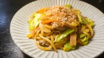 映画『おいしくて泣くとき』に登場するバター醤油焼きうどん