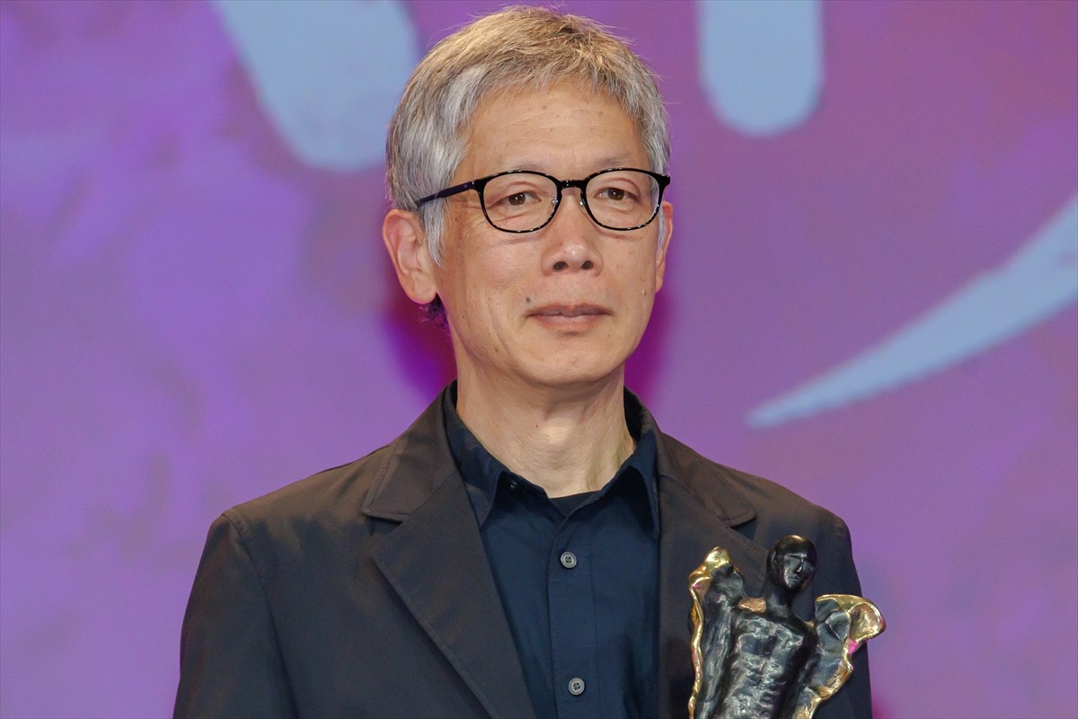 長澤まさみ、主演作『ドールハウス』での“ムンク顔”に矢口史靖監督「これを見たらたぶんトイレも行かれない」