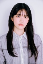 映画『エリカ』に出演する小泉萌香