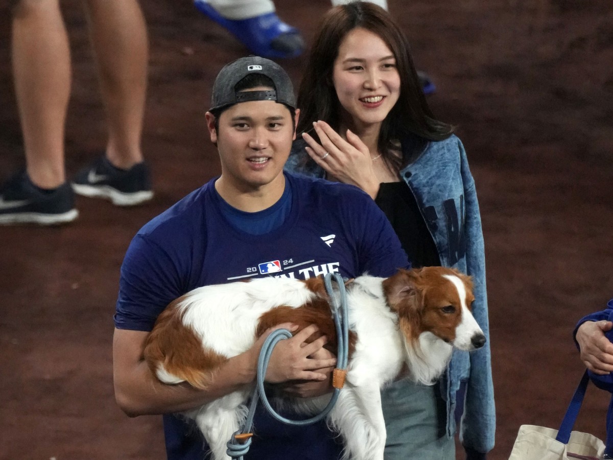 大谷翔平選手&真美子夫人&デコピン(2024年撮影)