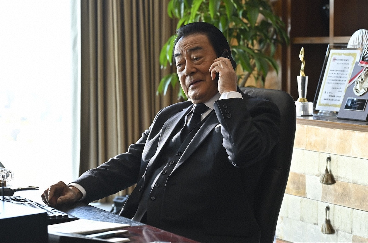 『キャスター』第3話　“進藤”阿部寛、万能細胞を発見した“篠宮”のんをインタビューも大騒動へ発展