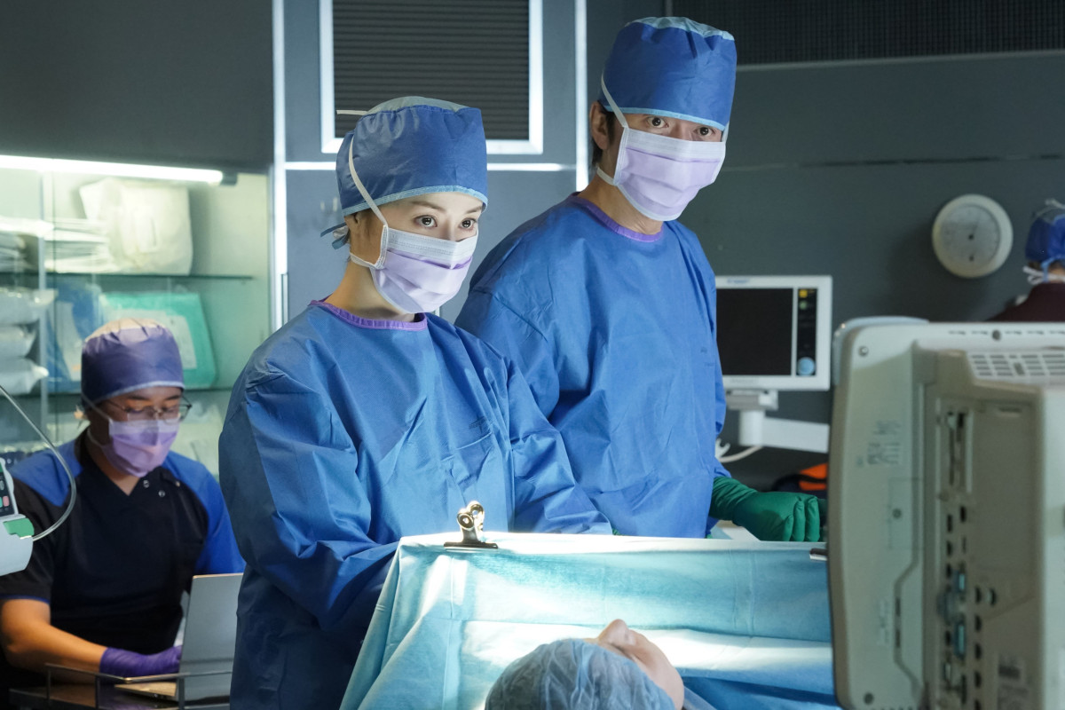 『Dr.アシュラ』第3話　“朱羅”松本若菜が働く病院に日本屈指の心臓外科医が移籍してくる