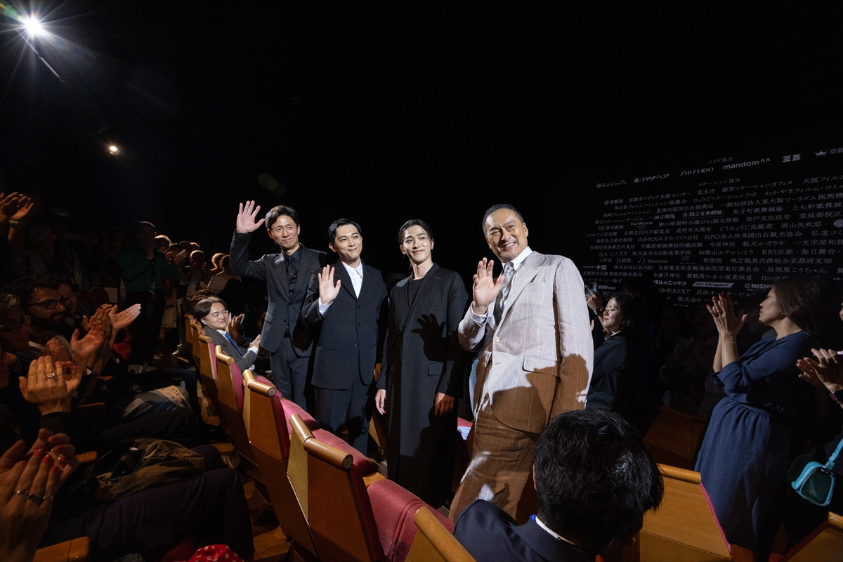吉沢亮×横浜流星『国宝』、カンヌ国際映画祭で割れんばかりの拍手と歓声　6分間のスタオベに涙