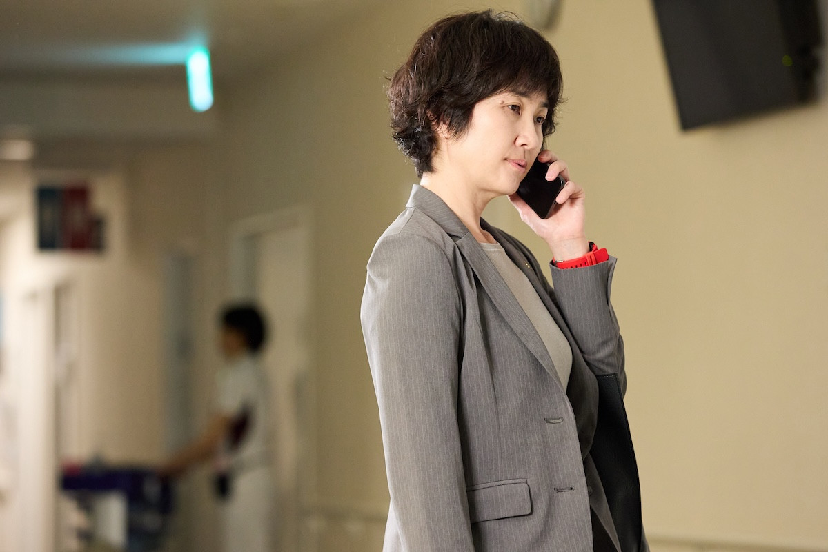 『恋は闇』“謎の女”齋藤飛鳥、名前は「みくる」意味深発言連発にネット騒然「共犯者!?」「ますます怖い」