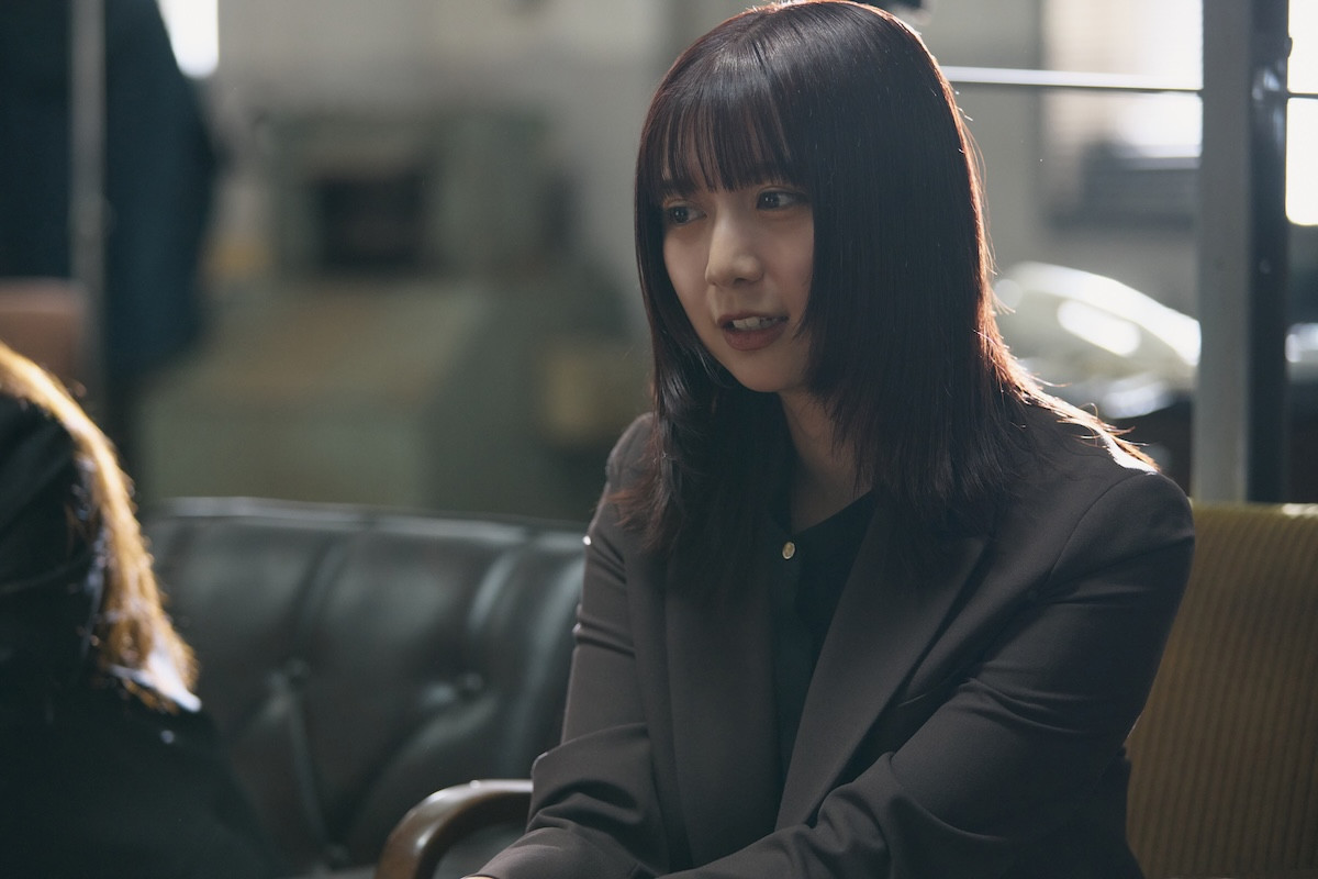 『イグナイト』第7話　“伊野尾”上白石萌歌、盗撮された女子高校生に自身の過去を打ち明ける