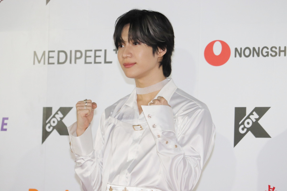 「KCON JAPAN 2025」のレッドカーペットに登場したSHINeeのテミン【二次使用不可】