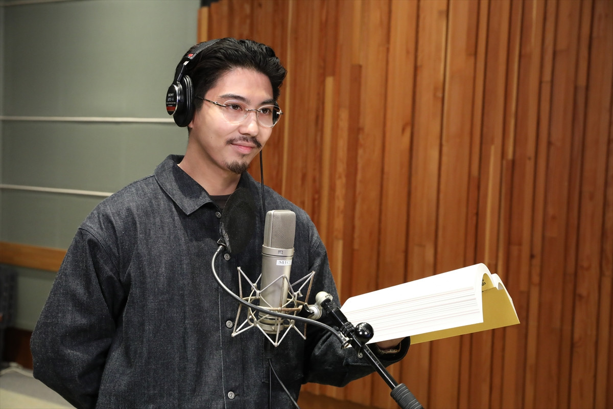 賀来賢人『映画クレヨンしんちゃん』ゲスト声優に　灼熱のインド舞台に歌って踊りまくる!?