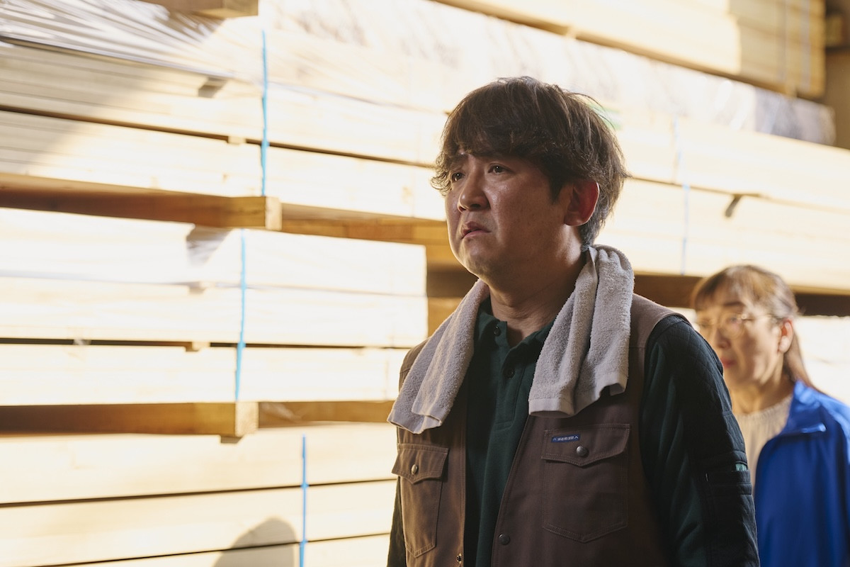 『イグナイト』第4話　“宇崎”間宮祥太朗、材木店の社長“牧田”原嘉孝と接触も訴訟を固辞される