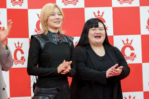 オダウエダ、『キングオブコント2025』エントリー表明会見に登場