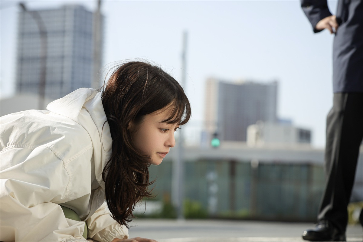 『天久鷹央の推理カルテ』“鷹央”橋本環奈＆“小鳥遊”三浦翔平がキス!?　急展開に「びっくりした」「鷹央かわいすぎる！」の声