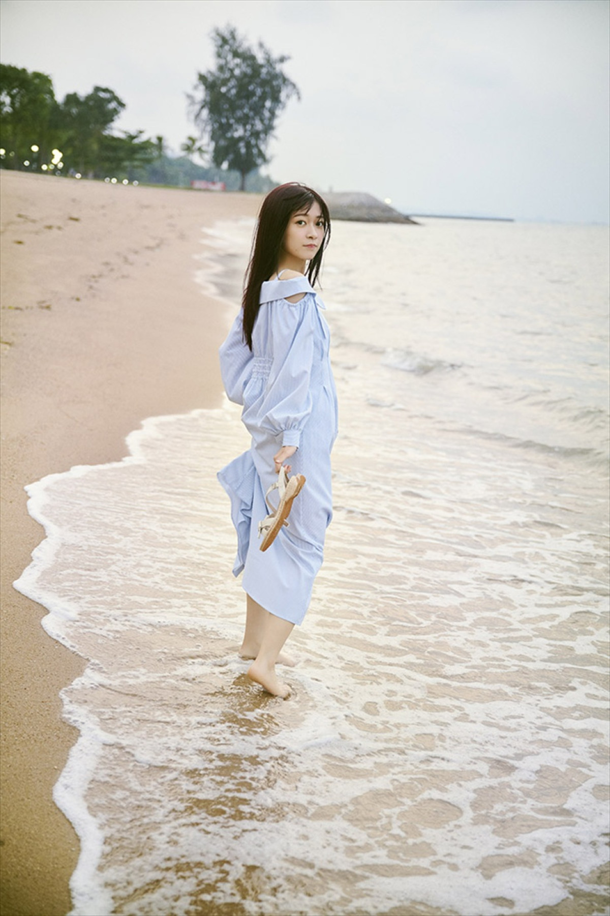 声優・鈴原希実1st写真集、未公開カットで構成されたオールアザー版が本日配信！