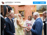 チャールズ国王と談笑するジェイミー・ラング＆ソフィー・ハブー　※「ジェイミー・ラング」インスタグラム