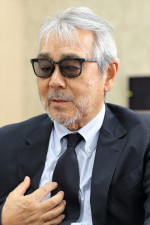 寺尾聰