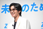 Snow Man・目黒蓮、メガネブランド「Zoff」グローバルブランドアンバサダー就任発表会に登場