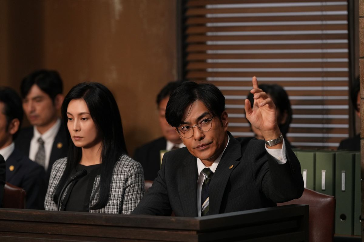 綾野剛の魅力を柴咲コウ・亀梨和也・木村文乃らが語る！　『でっちあげ』特別映像解禁