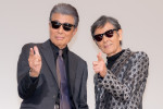 「さよなら 丸の内TOEI」プロジェクト　映画『あぶない刑事』舞台あいさつに出席した舘ひろし（左）と柴田恭兵（右）