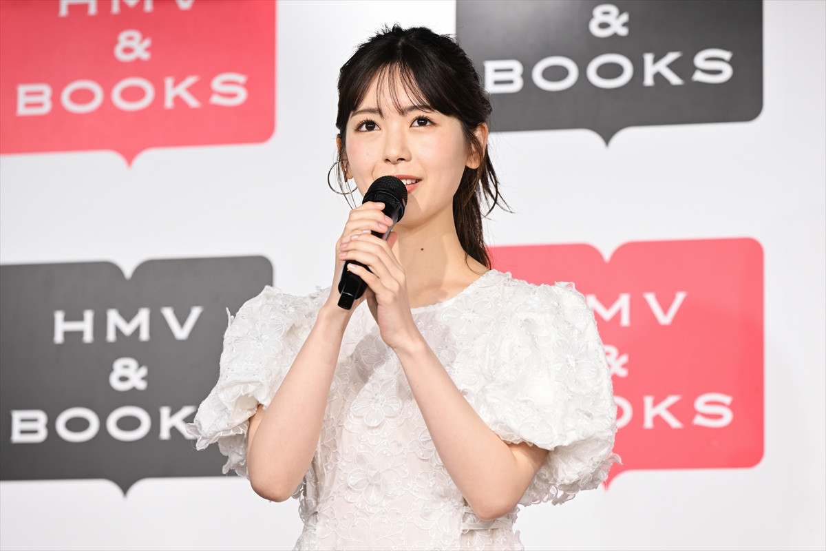 筒井あやめ、夢だったソロ写真集の発売に喜び「胸いっぱいの100点満点です」