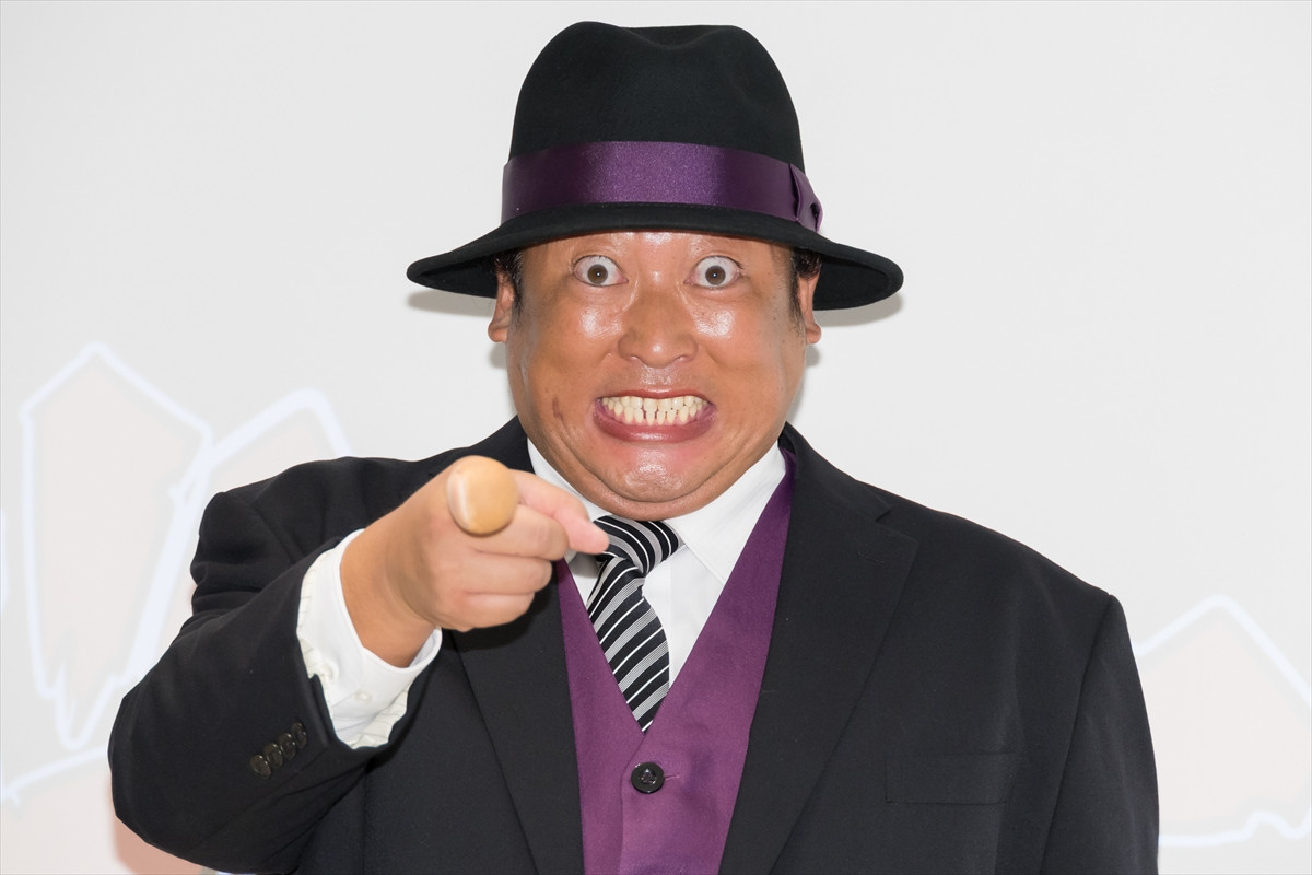 ロバート・秋山竜次、ドラマ『笑ゥせぇるすまん』配信“ドーン!”記念イベントに登場
