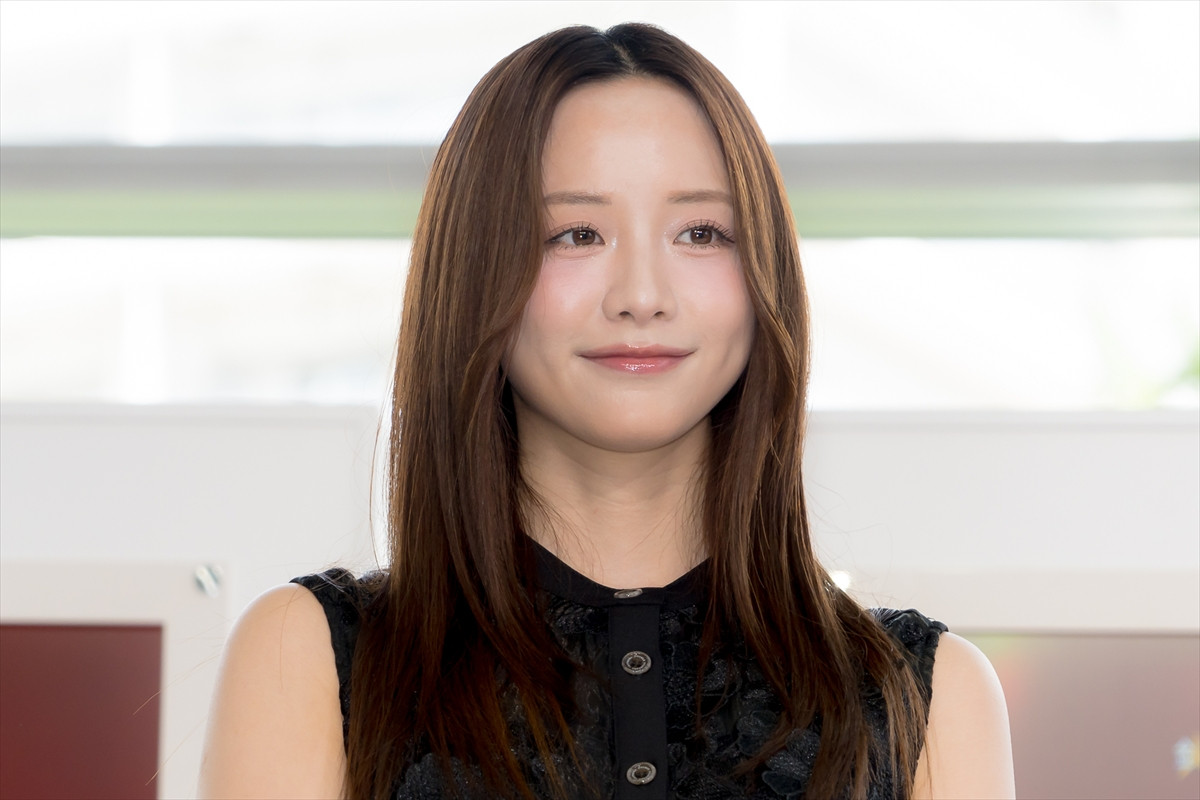 松本まりか「40歳、セーラー服着ました！」　劇中で高校生役演じる