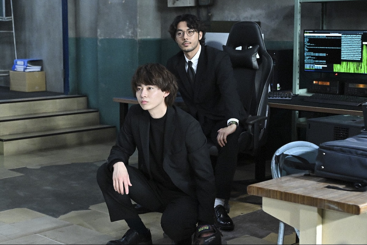『DOPE』第5話　“才木”高橋海人＆“陣内”中村倫也、おとり捜査でナイトクラブに潜入