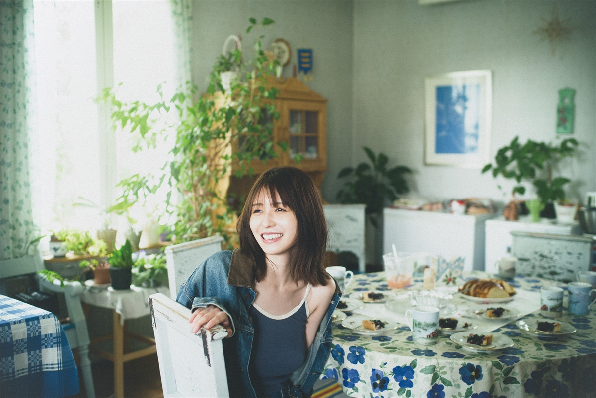 長濱ねる、8年ぶりの写真集　久しぶりの水着撮影は「等身大だけど美しいフォルムになったらいいなと」