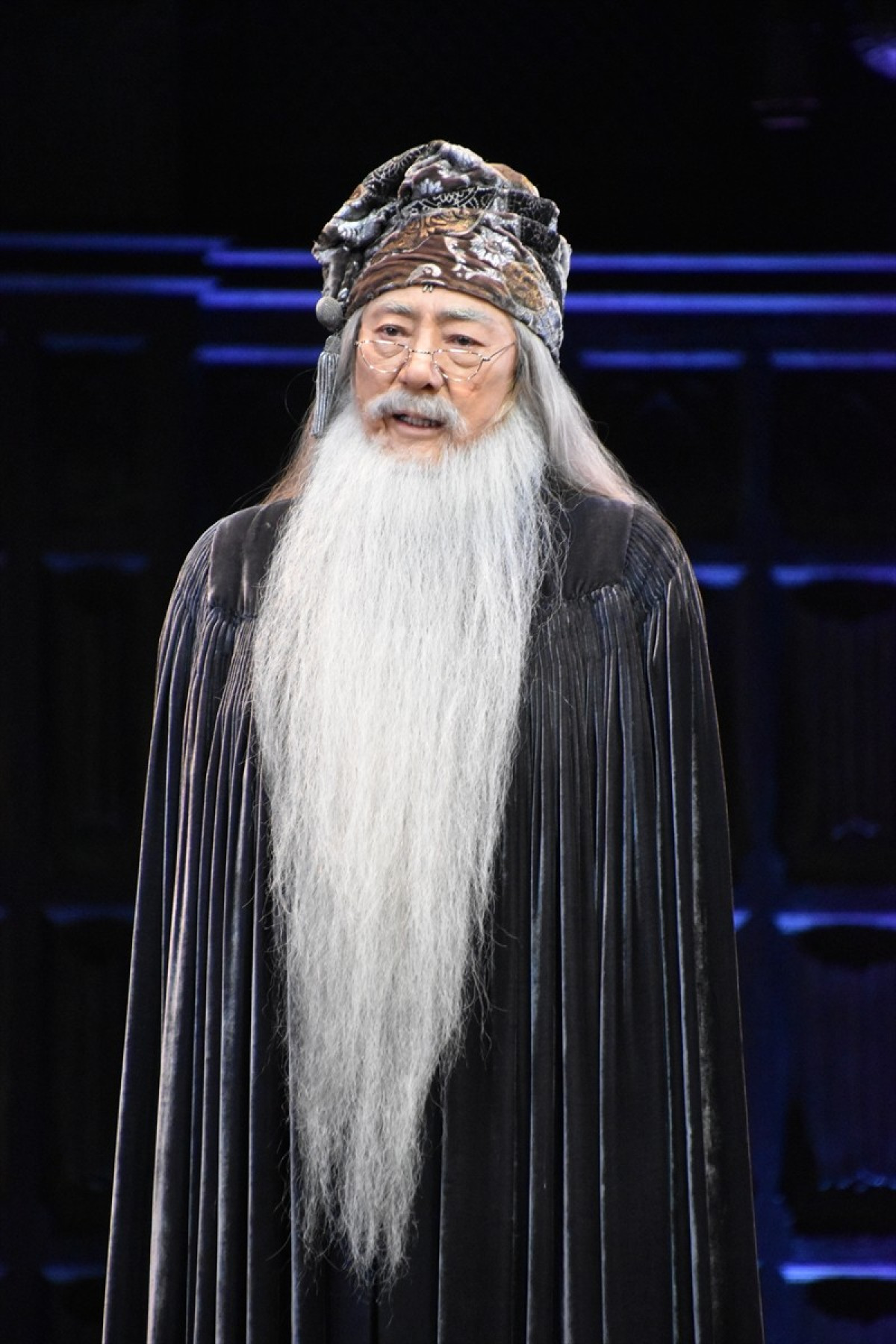 稲垣吾郎、初の魔法使い役は「魔法の修行に苦労」　『ハリー・ポッターと呪いの子』開幕！