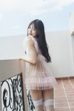 Peel the Apple・浅原凜の1st写真集『凜』（扶桑社）よりアザーカット