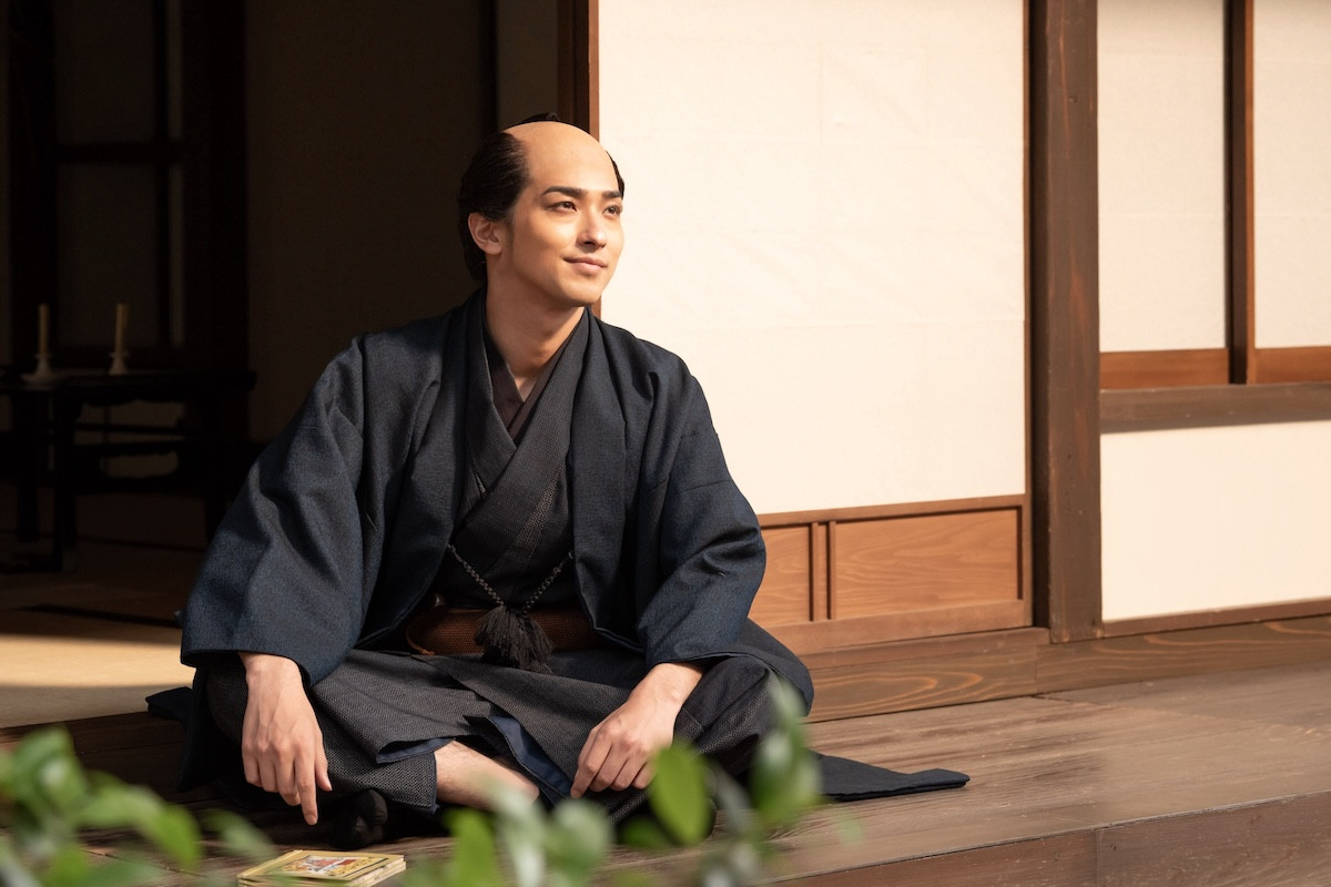 『べらぼう』“蔦重”横浜流星、妖艶な表情から一転、渾身の“変顔”に反響「国宝級」「漫画みたいな顔」
