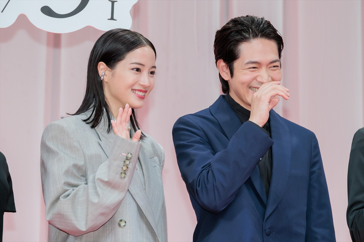松下洸平、結婚発表後初の公の場 “幼稚園児サイズ”のネクタイに「和みました」