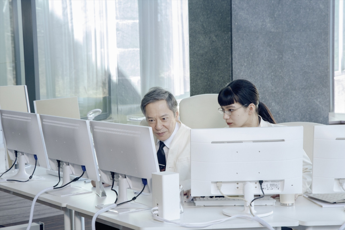 孤高の修行者・窪塚洋介VS謎の暗殺者・松田龍平！『次元を超える』場面写真＆キャラクター紹介動画解禁