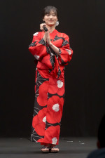 山下美月、映画『⽕喰⿃を、喰う』完成披露試写会に登場