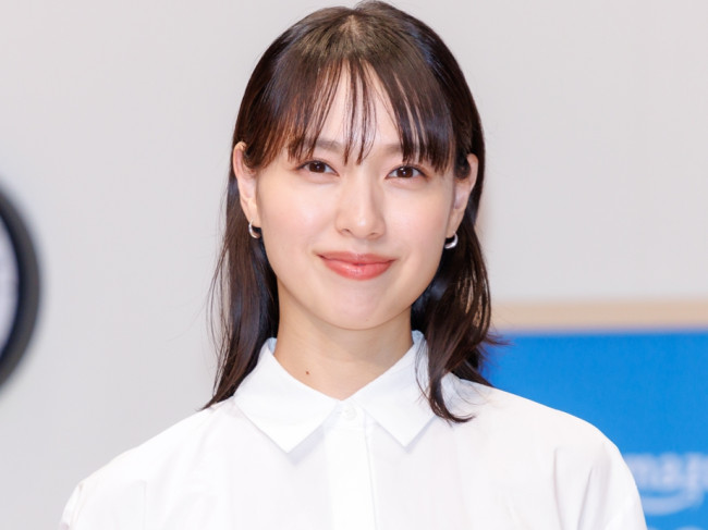 戸田恵梨香