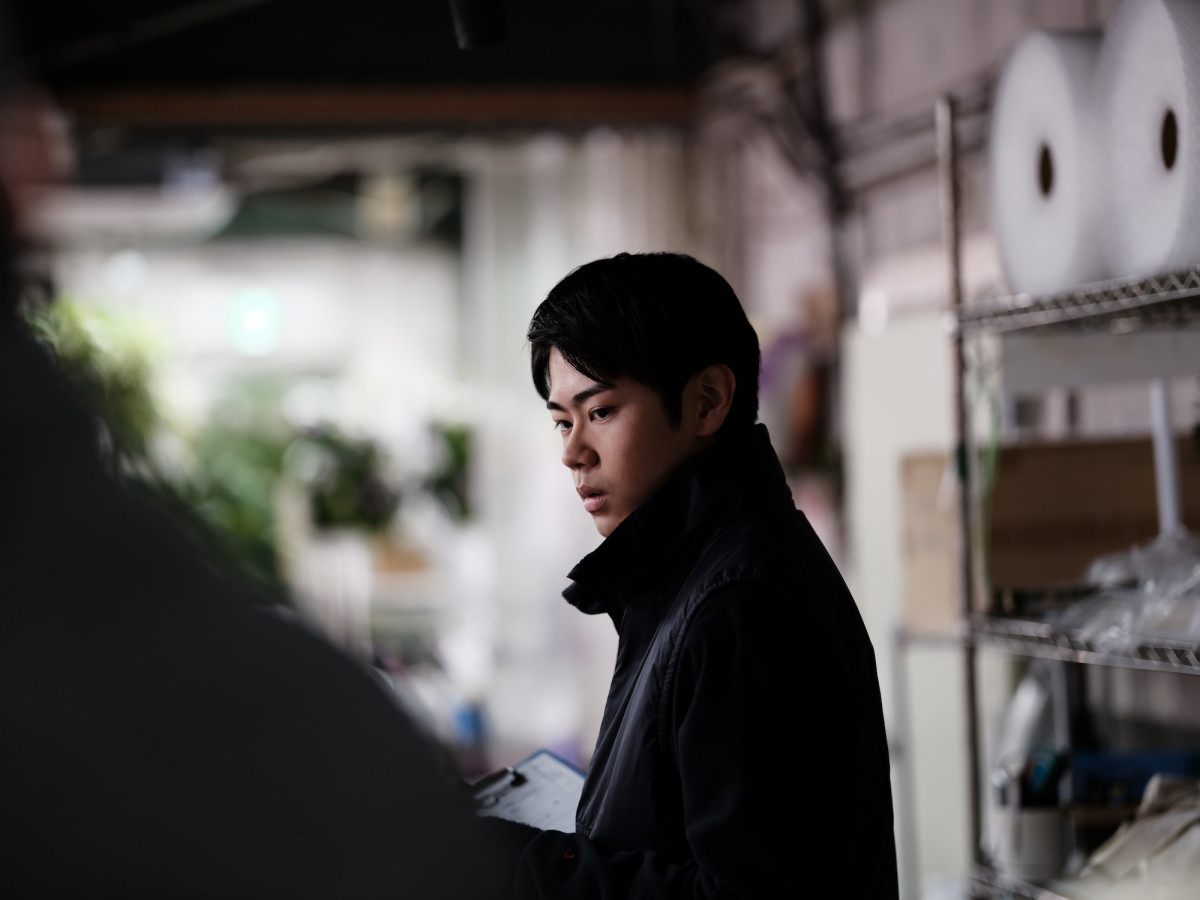 カンヌ、上海で絶賛『見はらし世代』黒崎煌代、遠藤憲一、井川遥、木竜麻生を捉えた場面写真解禁