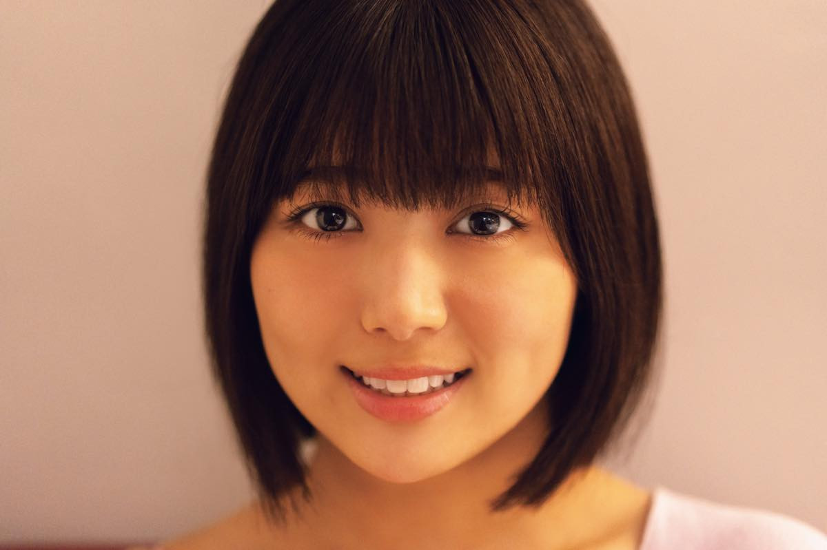 元SKE48・北野瑠華、『グラぱらっ！』コラボ写真集で大胆ショット「ここまでやるんだぞ！」
