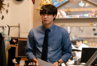 『僕達はまだその星の校則を知らない』第8話　“健治”磯村勇斗、生徒と別居中の父親と対峙
