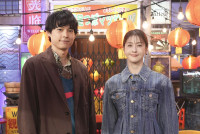 『情熱ナイトフィーバー』MCの（左から）松村北斗、松本若菜