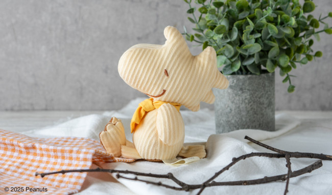 ウッドストックがテーマの新商品が登場！　もこもこ刺しゅうの「ダイカットクッション」など展開