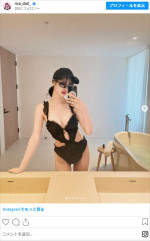中村里砂、水着姿　※「中村里砂」インスタグラム